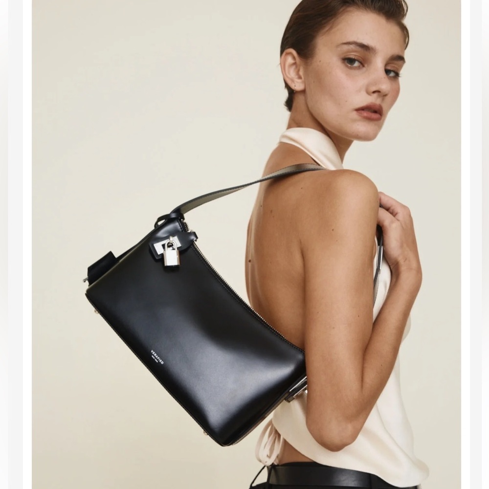 🥠🔥Verafied New York Black Leather Bag PLUS Fortune Cookie Purse Charm NWT 🥠🔥